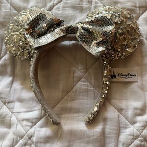 Disney Parks Glittering Silver Sequin Headband
